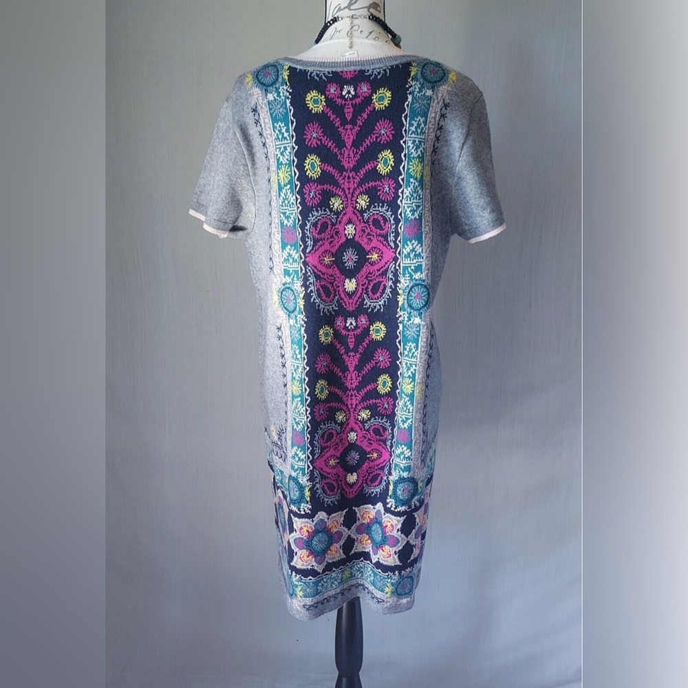 Akemi+Kin Anthropologie Kaleidoscope Sweater Dress Short Sleeve Floral Grey Sz.L - Picture 4 of 12